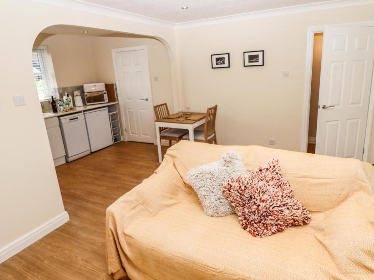 3 Rothbury Place ลิธึม เซนต์ แอนน์ส ภายนอก รูปภาพ